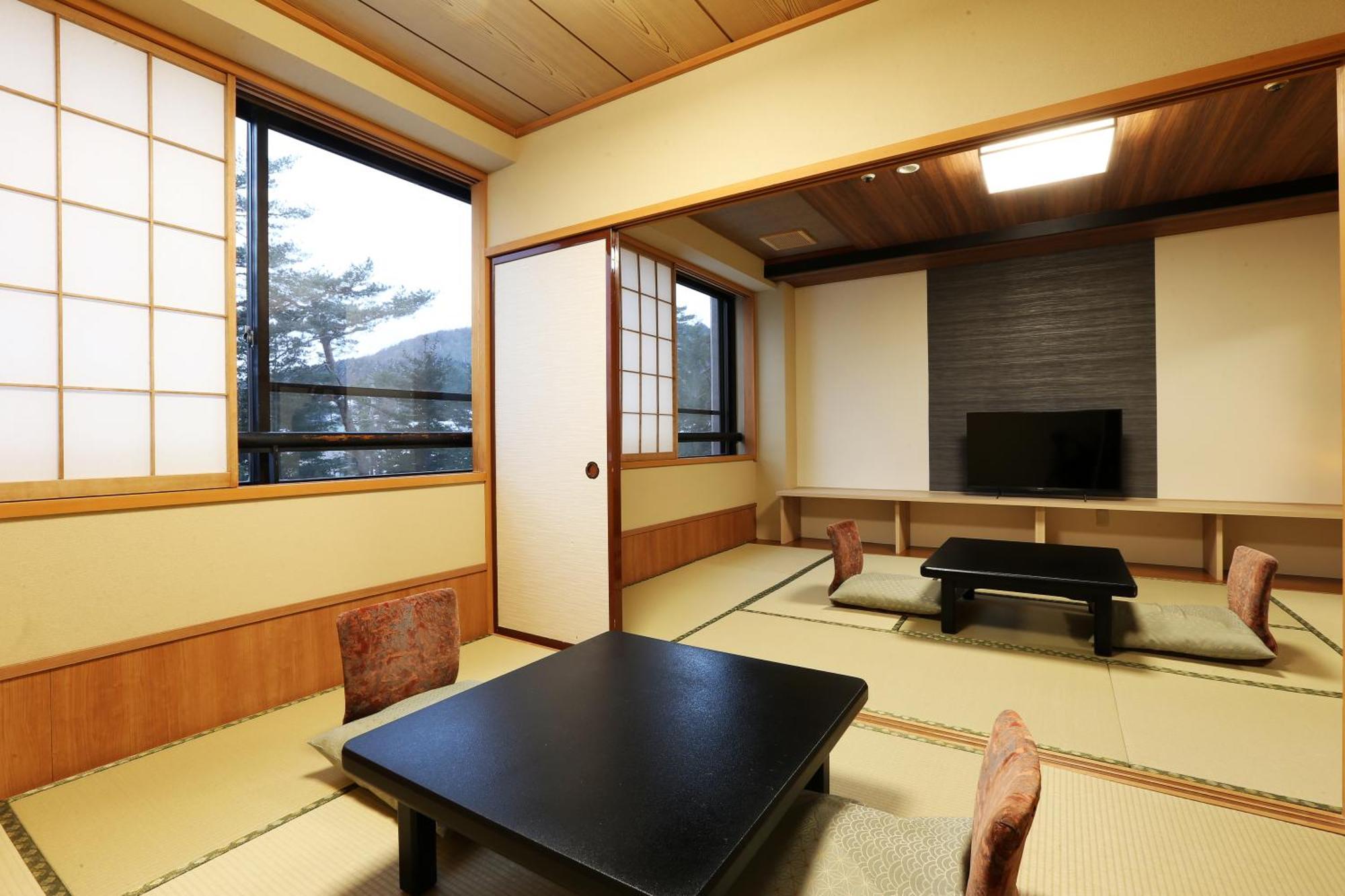 Hotel Sakurai Кусацу Номер фото